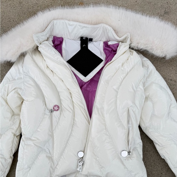 Perfect Moment Cream Puffer Quilted Carving Ski Jacket In Snow White - Picture 9 of 13
